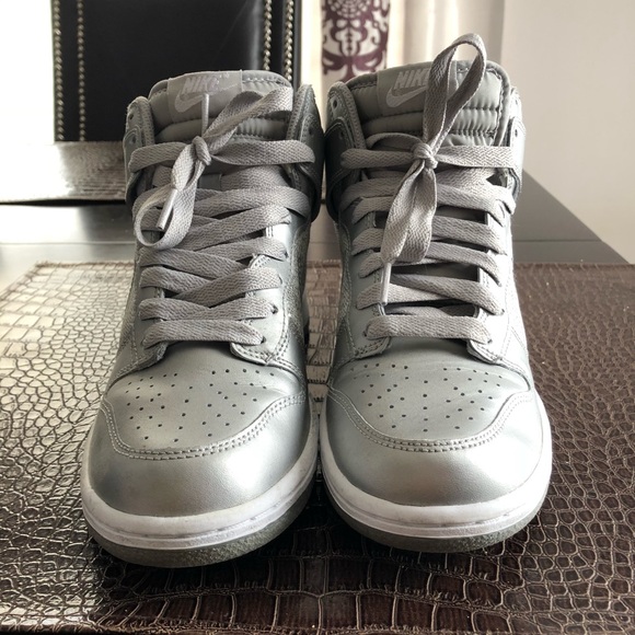 Nike Shoes - Nike dunk